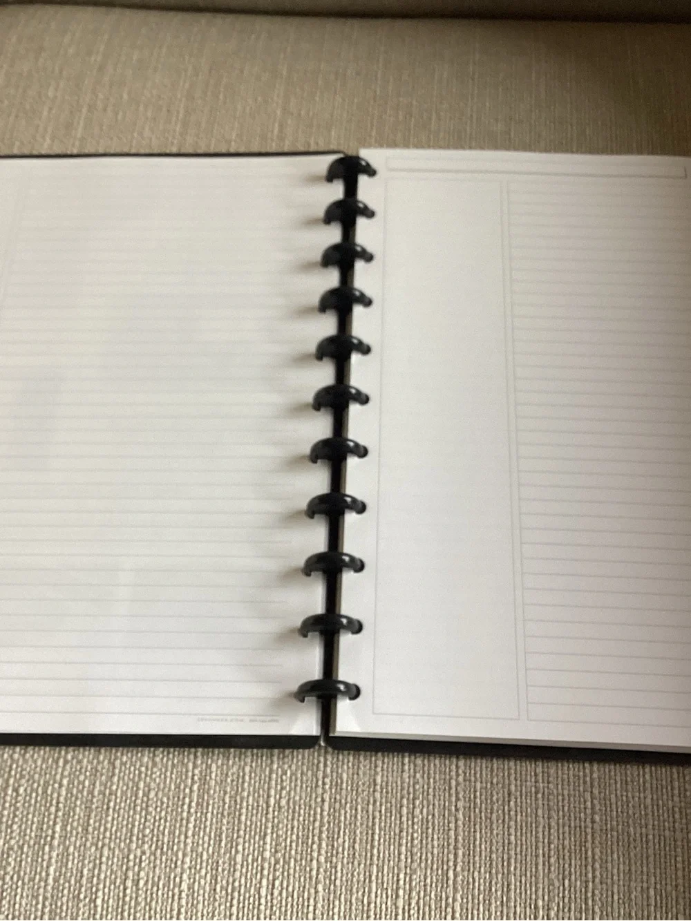 Levenger Circa Sliver Foldover Discbound Notebook Cover Textured Black & Paper
